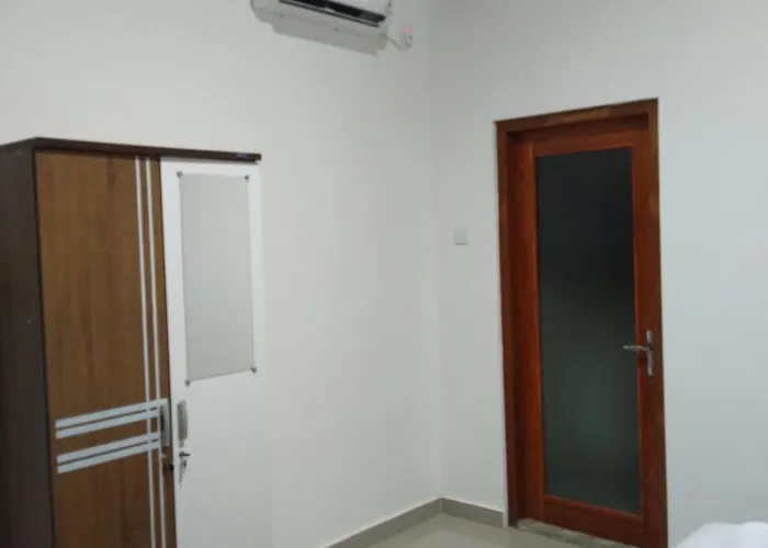 Santhi Laba Hotel Toyapakeh